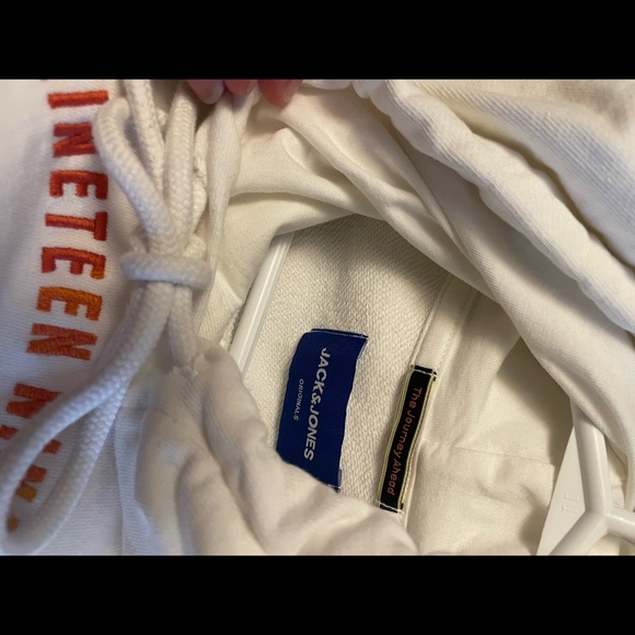 Jack and Jones hoodie medium - Picture 2 of 2
